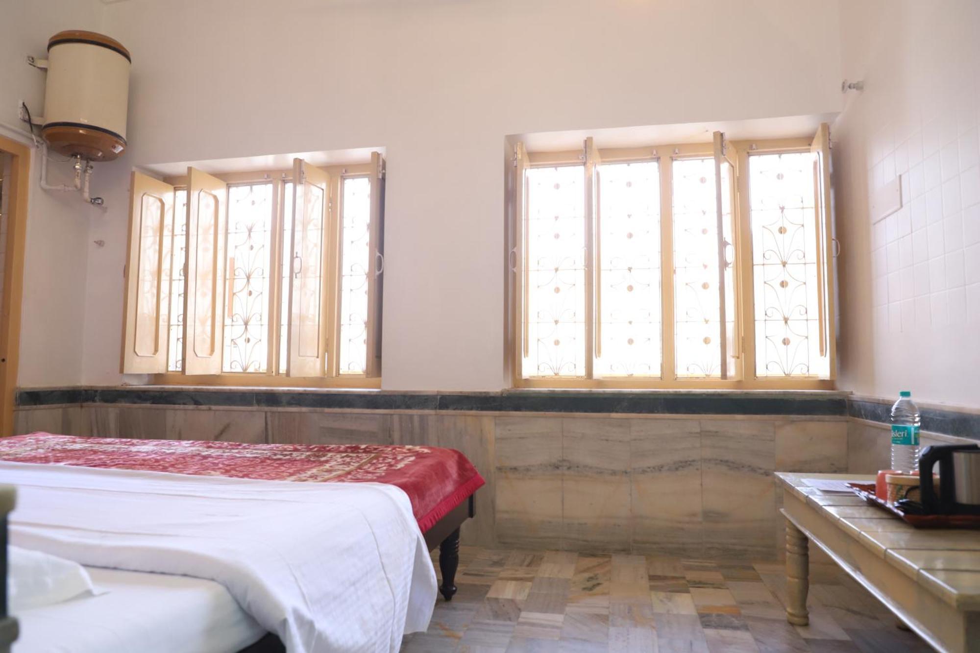 The Brahma Space Pushkar Ngoại thất bức ảnh