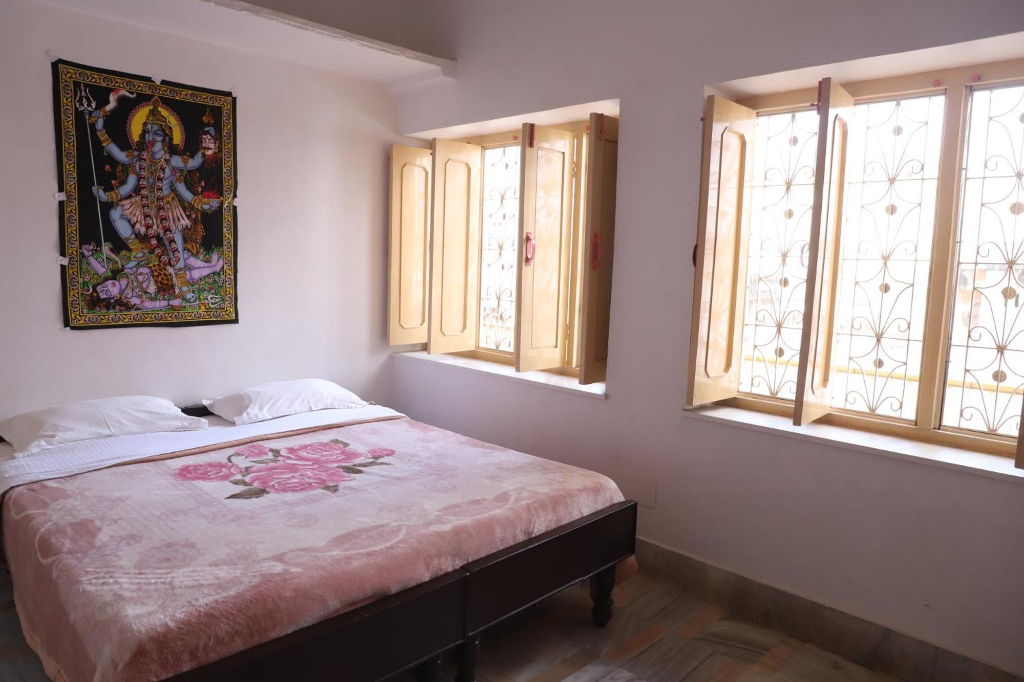 The Brahma Space Pushkar Phòng bức ảnh